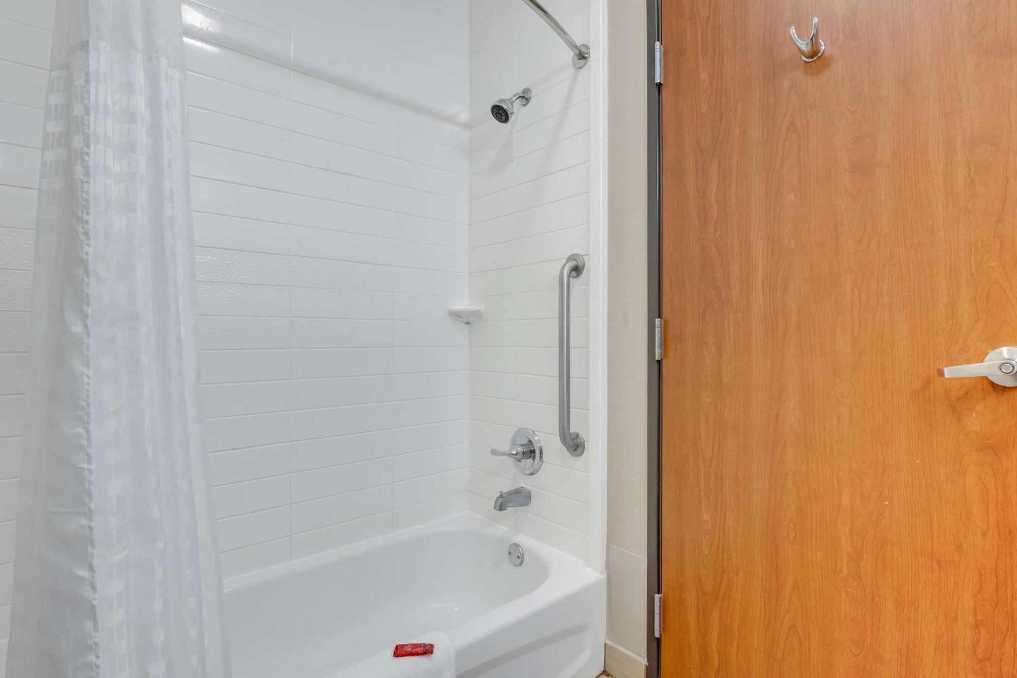 Surestay Plus Hotel By Best Western Owasso Tulsa North Ngoại thất bức ảnh