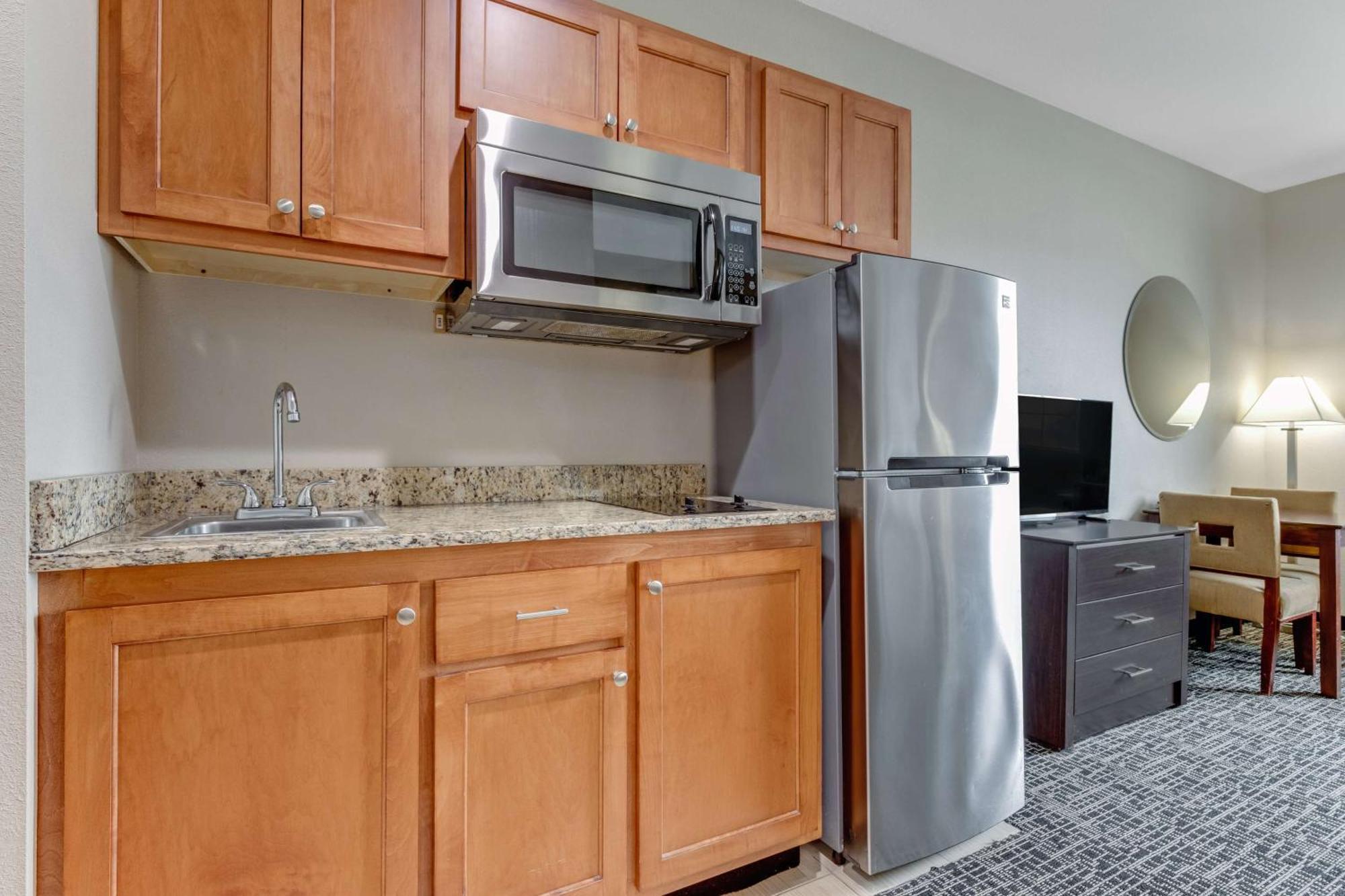 Surestay Plus Hotel By Best Western Owasso Tulsa North Ngoại thất bức ảnh